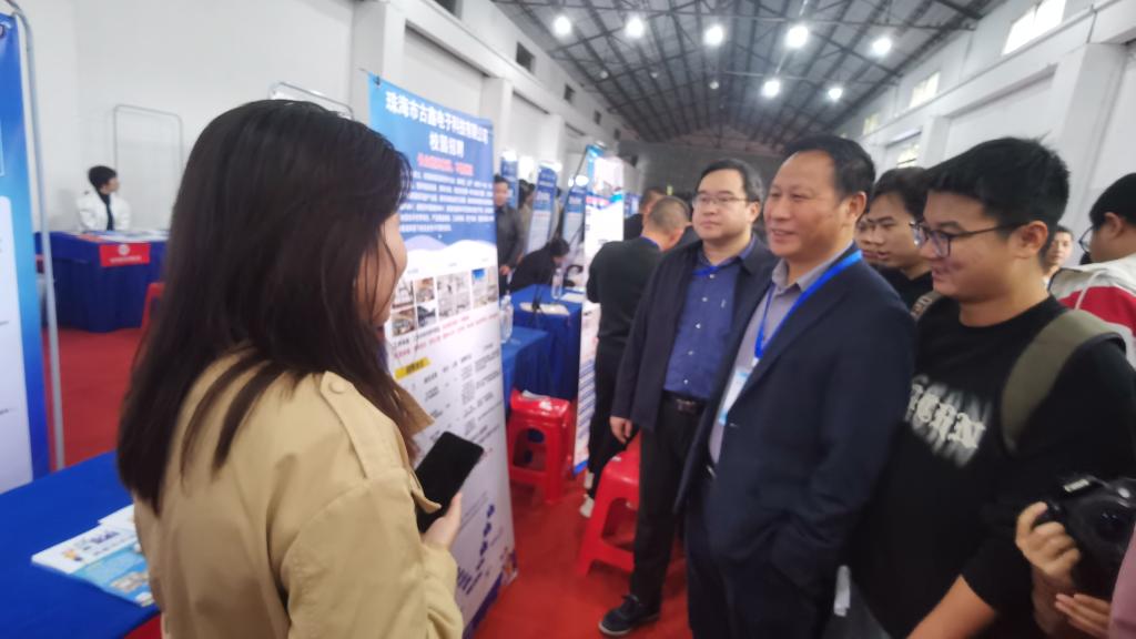 15vip太阳成集团古天乐