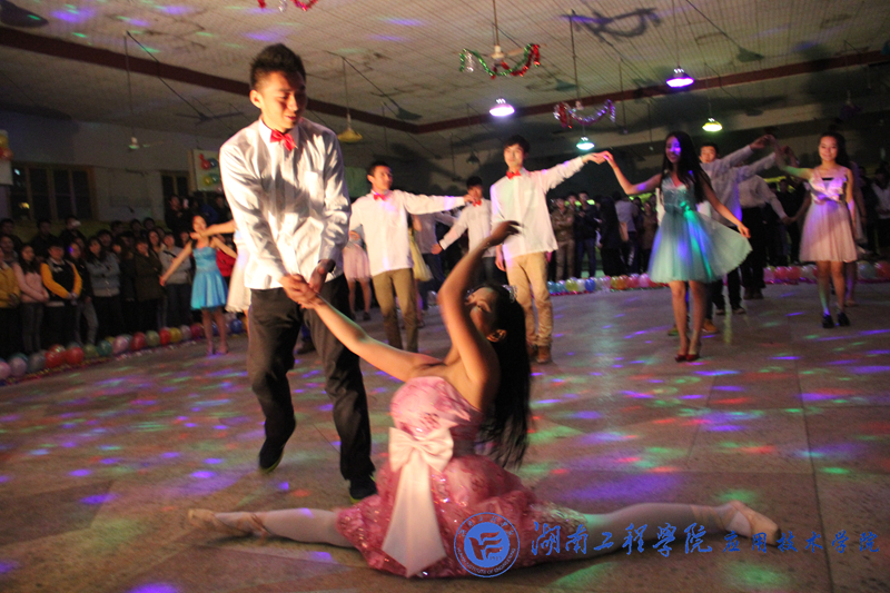 15vip太阳成集团古天乐