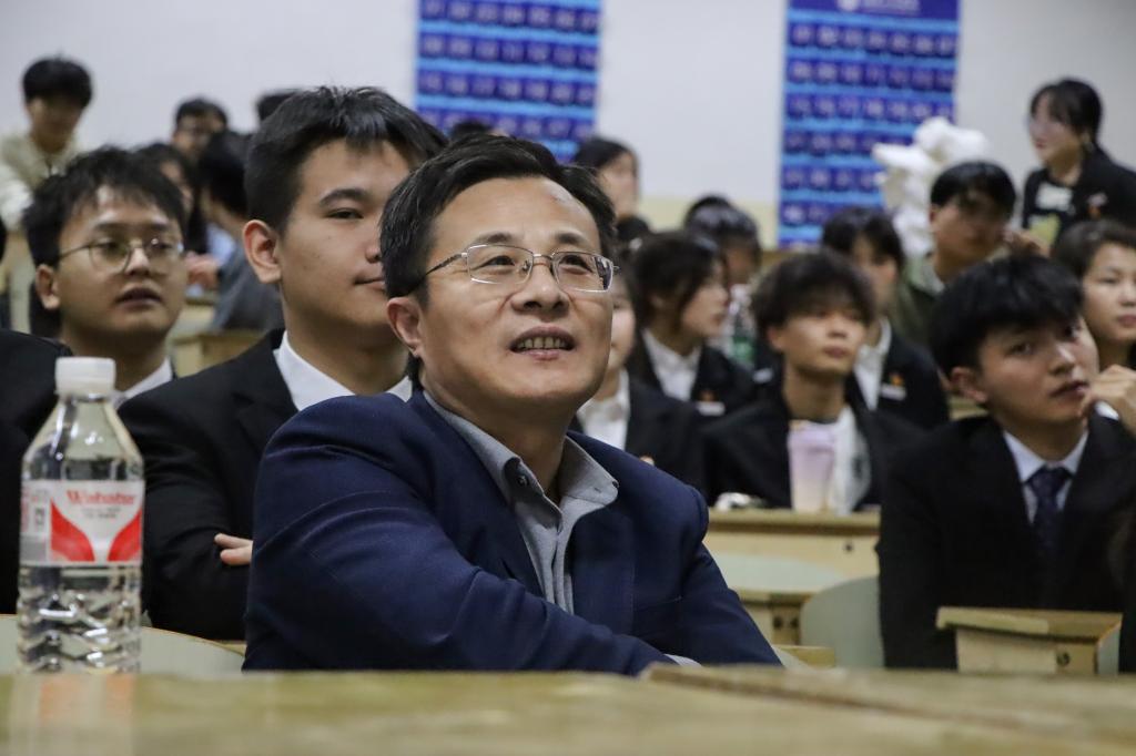 15vip太阳成集团古天乐